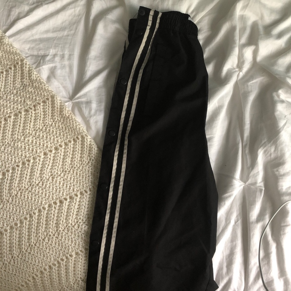 Popper break away pants